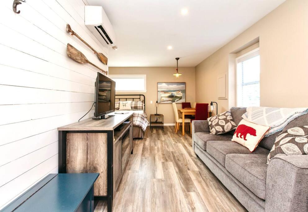 Raincoast Retreat At Shawnigan Lake! Exterior foto